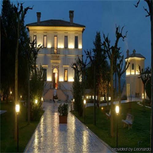 Villa Picena Colli del Tronto エクステリア 写真