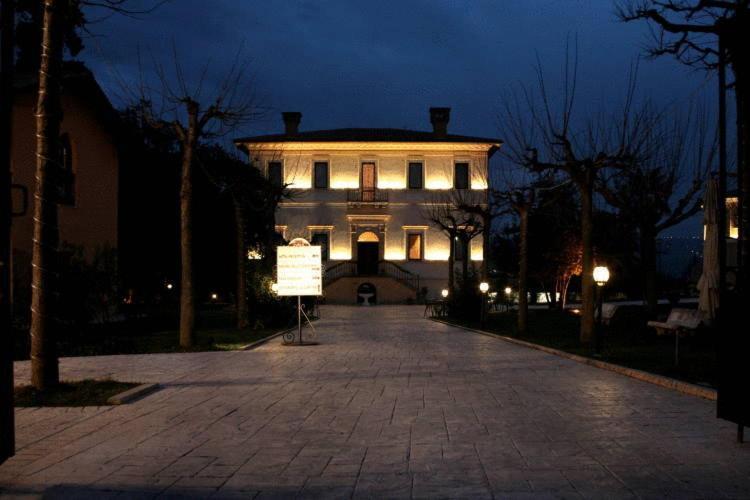 Villa Picena Colli del Tronto エクステリア 写真